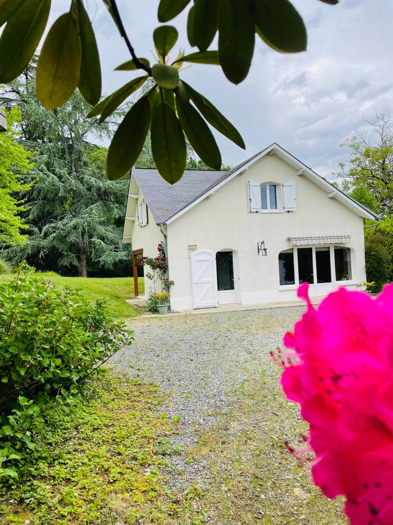 L'Oree Des Roses, Hebergement De Vacances Avec Jardin Et Piscine Gan Dış mekan fotoğraf